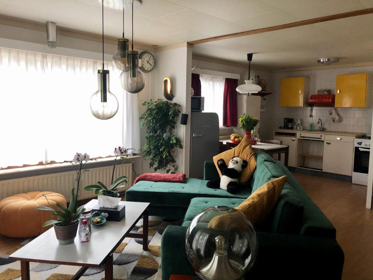 Retro Relax Resort Midden In Het Bos Op De Veluwe In Putten Esterno foto