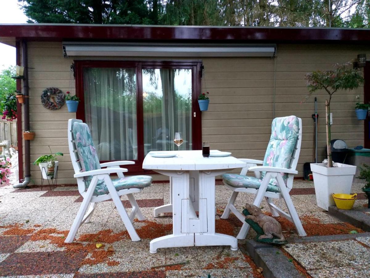 Retro Relax Resort Midden In Het Bos Op De Veluwe In Putten Esterno foto